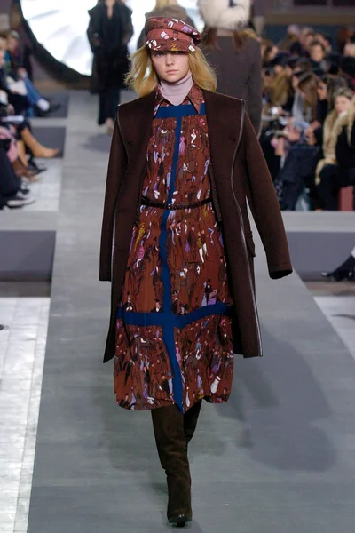 Look 38